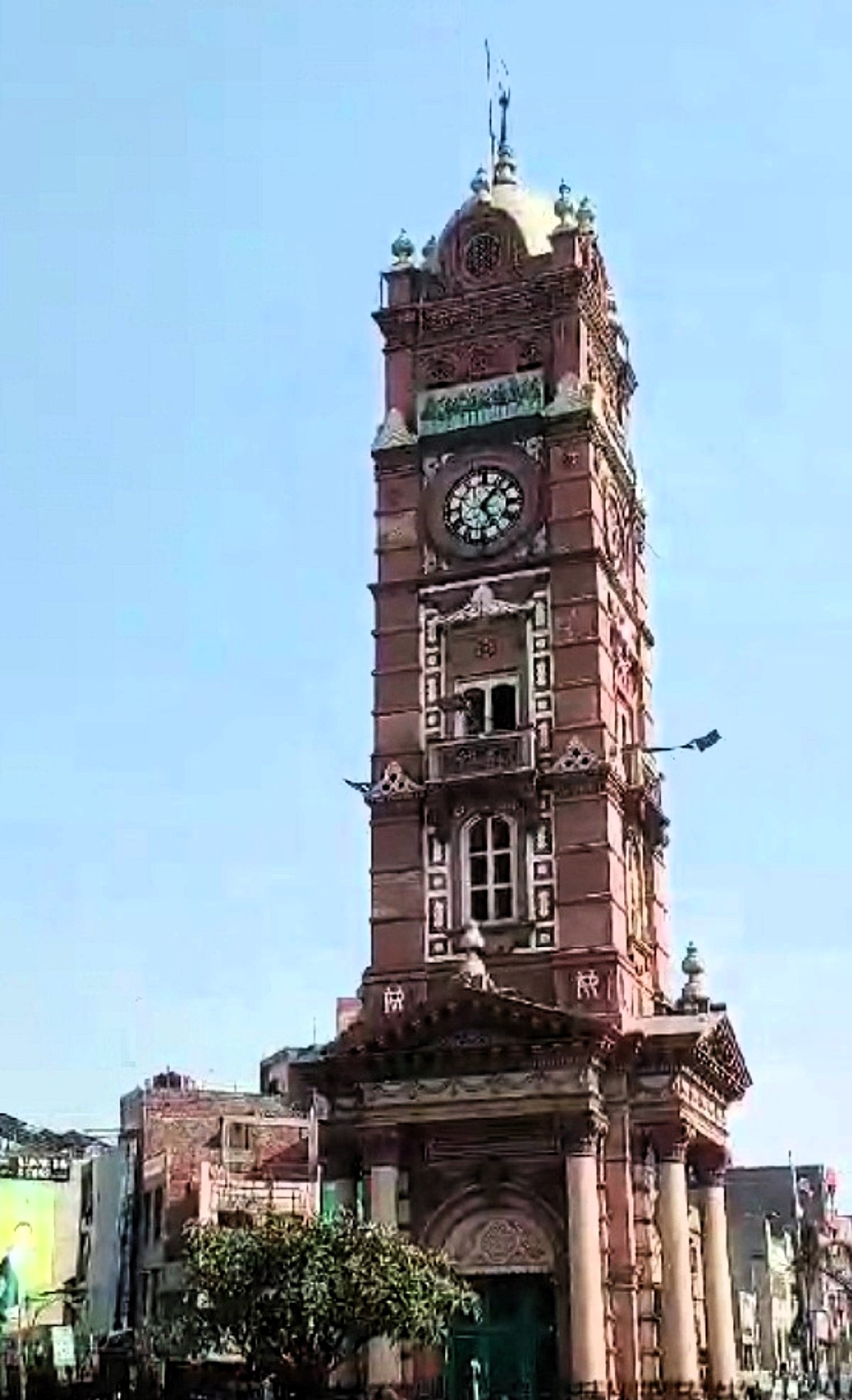 The clock tower is situated at the center of eight bustling bazaars